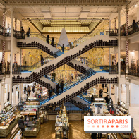 Photos : les vitrines et décorations de Noël du Bon Marché 2021