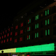 Le BHV illuminé par Beth Ditto et Jean-Charles de Castelbajac - Noël 2009