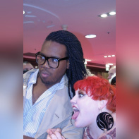 Le BHV illuminé par Beth Ditto et Jean-Charles de Castelbajac - Noël 2009