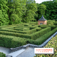 Le Château de Breteuil, ses jardins remarquables et contes de Perrault 