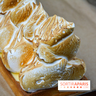 Un bar à glaces et un dessert dans un train de la Félicita