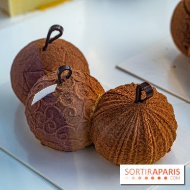 Bûches de Noël et gâteau de réveillon de Philippe Conticini 2022 - buche chocolat