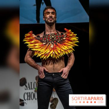 Le défilé des robes et tenues du Salon du Chocolat 2022 par les personnalités - photos