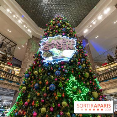 Noël Paris visuels - sapin de noël