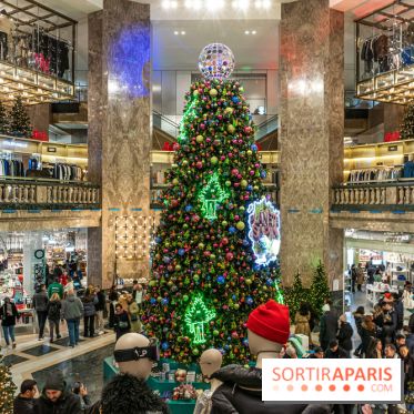 Noël Paris visuels - sapin de noël