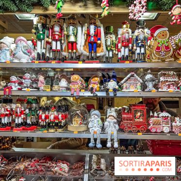 Noël Paris visuels - cadeau - sapin - Marché de Noël - cadeau de Noël - décoration - IMG 3846