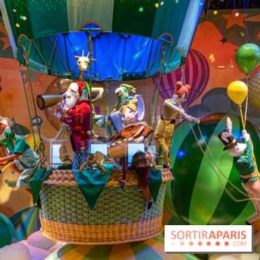 Vitrines de Noël du Printemps 2022, l’inauguration avec Naomie Campbell et Isabelle Huppert