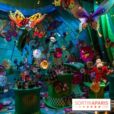 Vitrines de Noël du Printemps 2022, l’inauguration avec Naomie Campbell et Isabelle Huppert