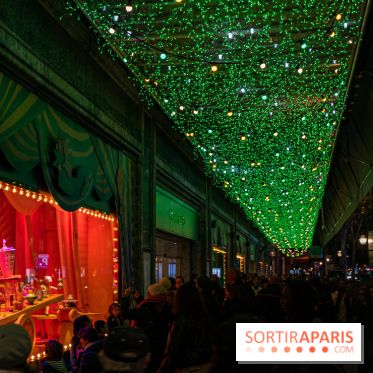 Vitrines de Noël du Printemps 2022, l’inauguration avec Naomie Campbell et Isabelle Huppert