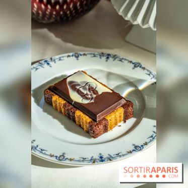 La Bûche de Noël Petit Biscuit du Ritz 2022 et sa farandole de gourmandises 