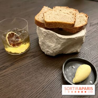 Nhome - Cocktail, pain, beurre