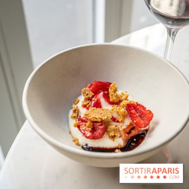 Alluma Restaurant - dessert - crème de Malawi - curable aux amandes