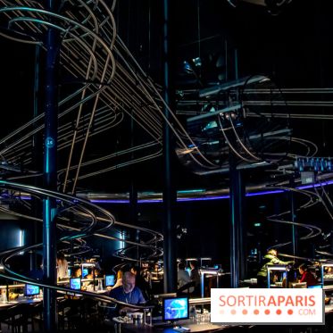 Futuroscope visuels restaurant Space Loop
