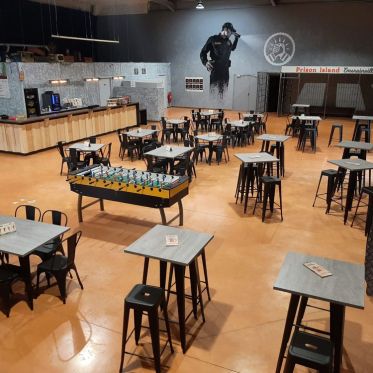 Prison Island Emerainville - Espace détente 1