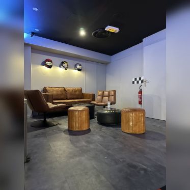 SIM DRIVERS : LE PREMIER CENTRE DE SIMULATION AUTOMOBILE