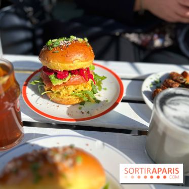 Brunch Princesse Café - Bun saumon avocat