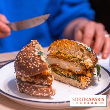 Jòia Bun - restaurant de burgers - Hélène Darroze -  burger poulet