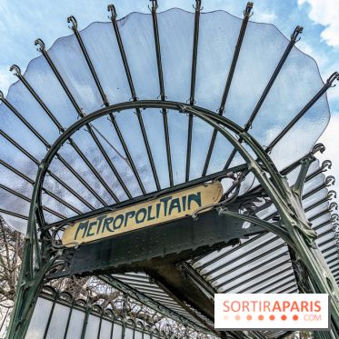  Le dernier édicule de type B d'Hector Guimard - Métro Porte Dauphine  -  A7C5192