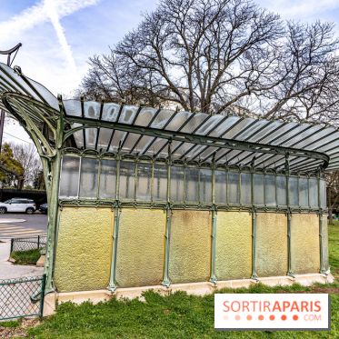  Le dernier édicule de type B d'Hector Guimard - Métro Porte Dauphine  -  A7C5198