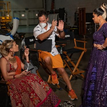 Murder Mystery 2 - Melanie Laurent, Jeremy Garelick, Kuhoo Verma