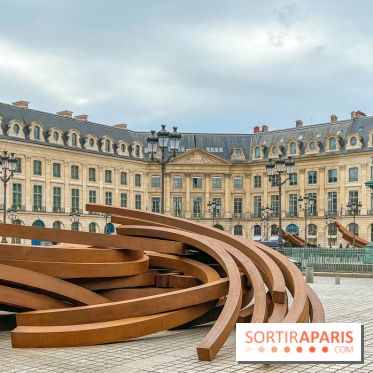 Les installations de Bernar Venet Place Vendôme