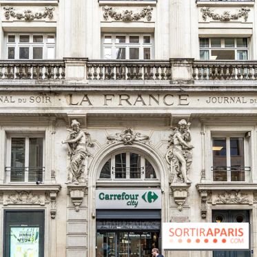 Façade immeuble Journal du Soir - La France