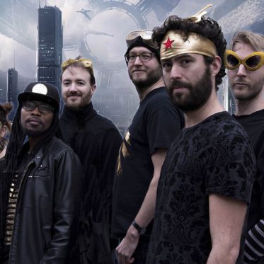 Les Cobra Fantastic sur la péniche de la Dame de Canton - Cobra Fantastic   Full Band.2mb