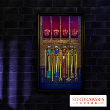 Harry Potter l'exposition coupe des quatre maisons sabliers