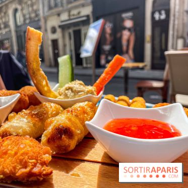 Tata Burger, le restaurant aux burgers en forme de zizi dans le Marais - C882266B 030D 49EF A809 6A74928F71FC