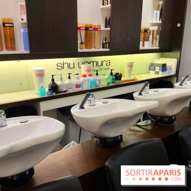 Salon Michel Brosseau - Intérieur salon de coiffure