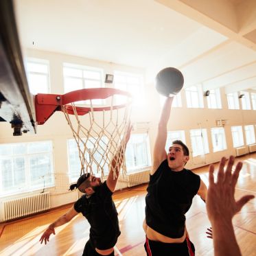 Gymlib, l'accès au sport pour le bien être de votre entreprise - Basketball 2 shutterstock 599824694