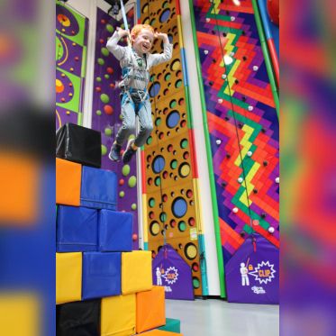 Climb Up Porte d'Italie : la plus grande salle d'escalade ! - (2)