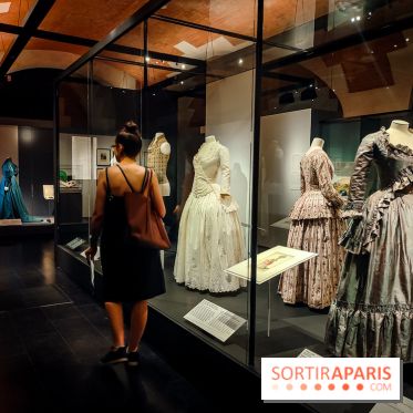 La mode en mouvement, l'exposition qui mêle sport et mode au Palais Galliera se dévoile en images