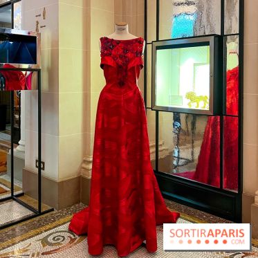 Exposition mode au Plaza Athénée pour la Fashion Week Haute Couture