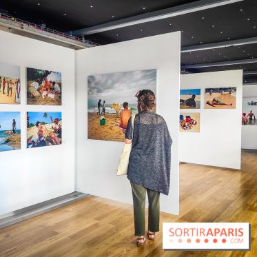 Life's a beach, l'exposition photo gratuite de Martin Parr à voir cet été au Quai de la Photo