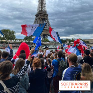 Athlètes et flambeau de Paris 2024 - IMG 4073