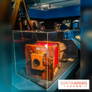 Nouvelles du paradis, la carte postale de vacances : l'exposition ensoleillée au Musée de la Poste - IMG20230905193637