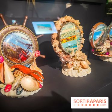 Nouvelles du paradis, la carte postale de vacances : l'exposition ensoleillée au Musée de la Poste - IMG20230905193206