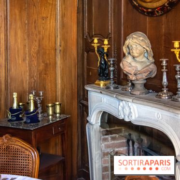 Domaine de Jean-Claude Brialy à Monthyon salle à manger