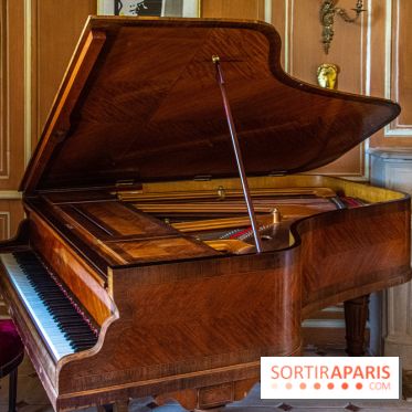 Domaine de Jean-Claude Brialy à Monthyon salon barbara