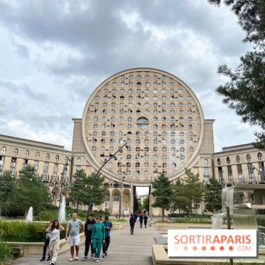 Découverte de l'architecture de Noisy-le-Grand, des Arènes de Picasso aux Espaces Abraxas