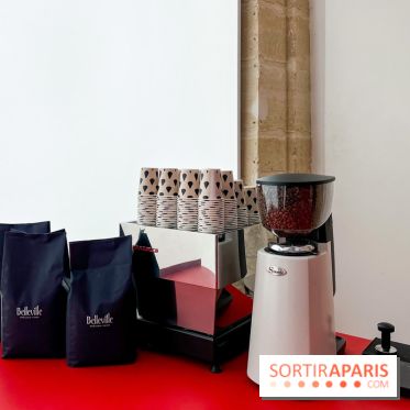 Le pop-up store évènement de H&M Studio dans une galerie d'art - Paris Fashion Week - image00005