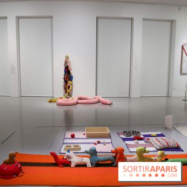 Mike Kelley à la Bourse de Commerce