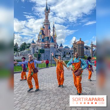 Halloween 2023 Disneyland Paris parade