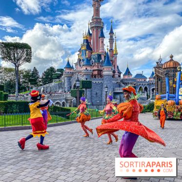 Halloween 2023 Disneyland Paris parade