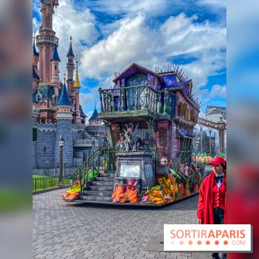 Halloween 2023 Disneyland Paris parade