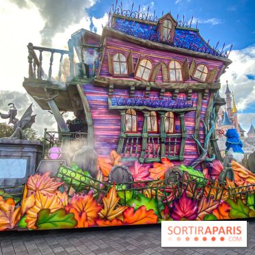 Halloween 2023 Disneyland Paris parade