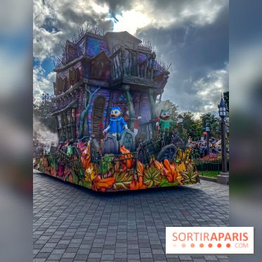 Halloween 2023 Disneyland Paris parade