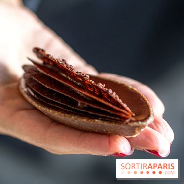 La Bûche de Noël du George V Paris 2023 et la Galette des Rois 2024
