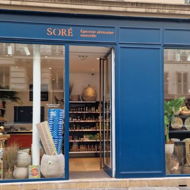 L'épicerie Soré - 1. Devanture